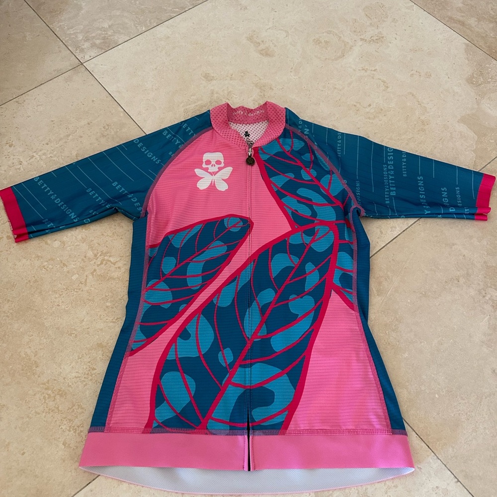 Betty design cycling kit size small - Picture 2 of 4